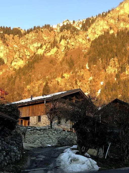 300-Year-Old Farmhouse Chalet Servoz